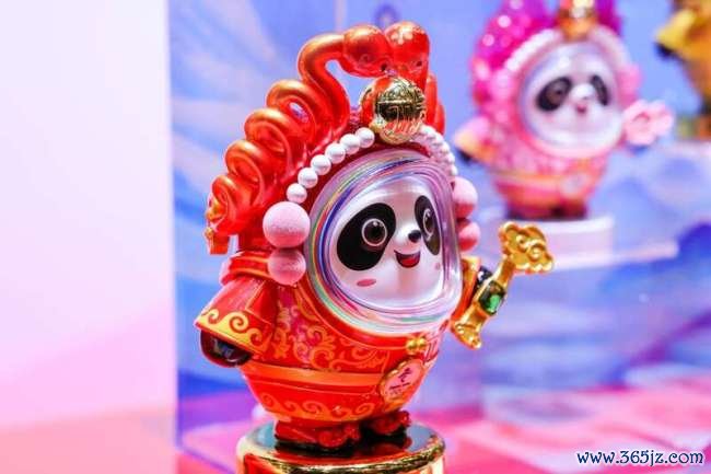 “顶流”角色追想贺新年，“蛇墩墩”来啦！