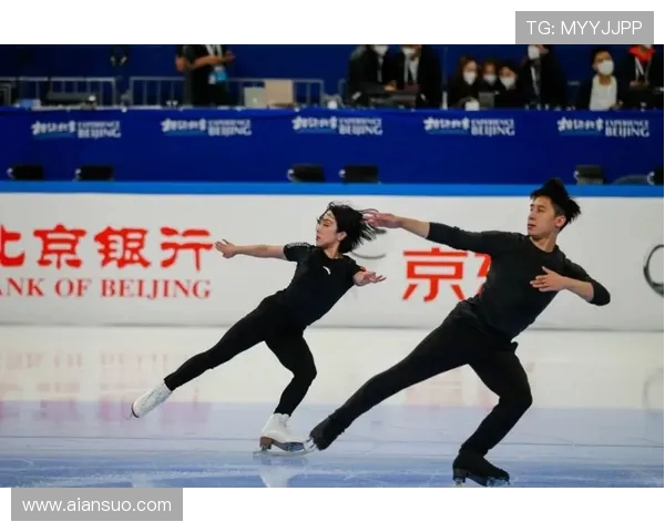 北京街舞队防守策略分析与表现评估探讨