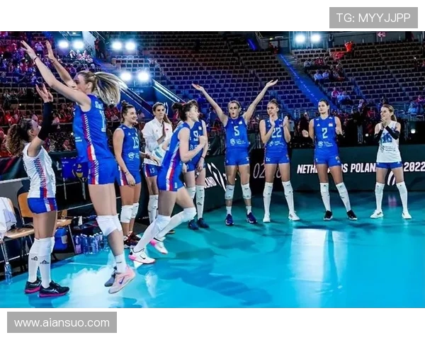 重庆排球队以83分领跑世锦赛积分榜展现强大实力